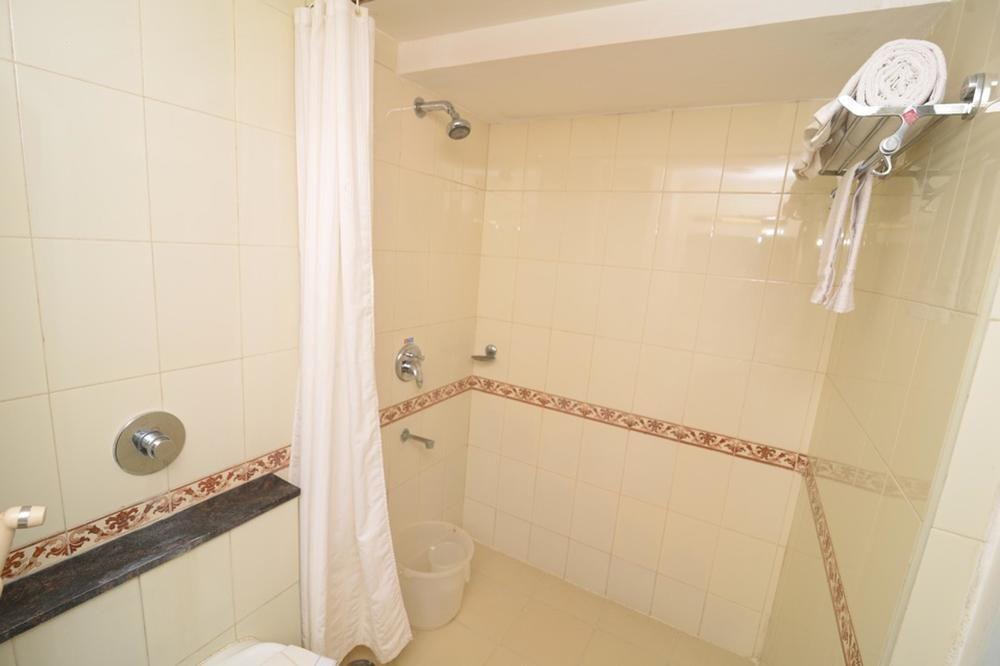 Oyo 1637 Hotel Star Residency Madurai Exterior foto